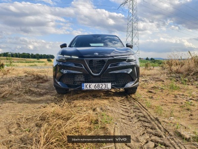 Test: Alfa Romeo Junior 1.2 145 KM EDCT6 Ibrida - Modelka