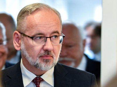 Niedzielski po pobiciu: odebrano mi ochronę. Szef MSWiA odpowiada byłemu ministrowi zdrowia