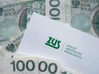 PILNY komunikat ZUS. Od 1 września nowe limity dorabiania uderzą w seniorów!