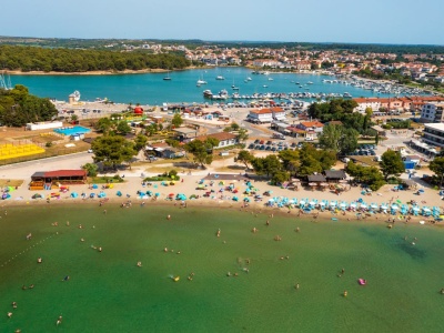 Złap oddech na plażach Istrii. Wybraliśmy trzy najpiękniejsze miejsca na wakacje
