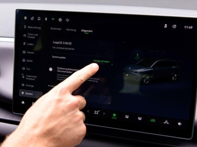 Leapmotor T03 i C10 otrzymały aktualizację oprogramowania. Replikacja smartfona na ekranie samochodu
