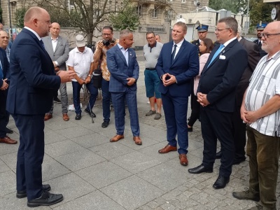 „Solidarność jest jedna”. Obchody 45. rocznicy podpisania Porozumień Sierpniowych w Toruniu [zdjęcia]