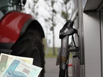 Rolnik po rozwodzie nie odzyska akcyzy za paliwo? Urząd żąda zgody byłej żony