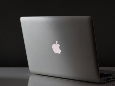 Gdzie kupić komputer Apple i dlaczego warto postawić na autoryzowany sklep?