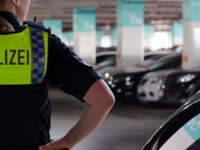 Dramatyczny wypadek na parkingu w Essen. Samochód wjechał w dzieci, kilka osób rannych