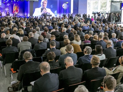 W Karpaczu nie tylko o biznesie – Sławosz Uznański-Wiśniewski gościem Forum Ekonomicznego