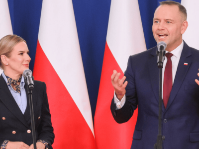 Uczeń krzyknął do Nawrockiego. Reakcja prezydenta aż zszokowała pierwszą damę! SALWA śmiechu
