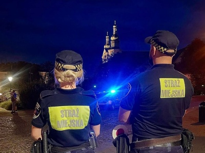 Straż miejska zachęca do wstąpienia w jej szeregi. Wiemy, ile można zarobić