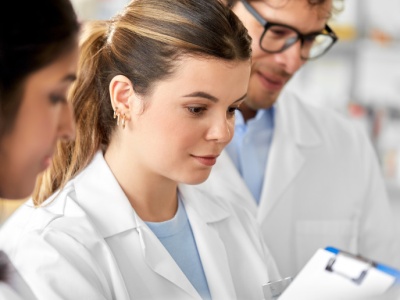 MNiSW skróci studia na kierunku farmacja. Pokazało projekt nowego standardu kształcenia