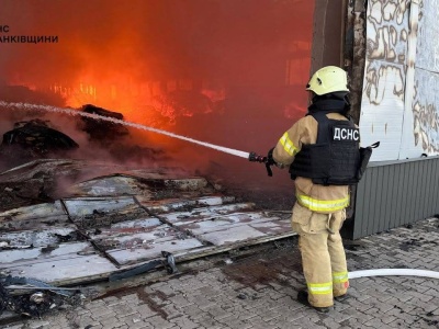 W ciągu doby Rosja zaatakowała Ukrainę 24 rakietami i ponad pół tysiącem dronów