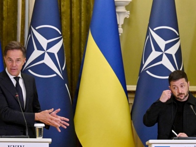 Polacy podzieleni w sprawie Ukrainy w NATO [SONDAŻ]