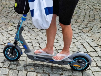 Holenderskie miasta walczą z hulajnogami. Widzą rosnące zagrożenie