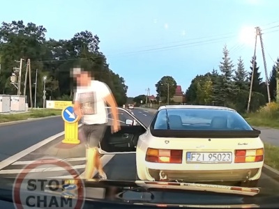 Nie reaguj tak, gdy twój klasyk znowu się zepsuje. Agresor w zabytkowym Porsche dał się nagrać