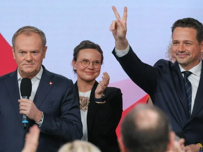 Trzaskowski wejdzie do rządu? Sensacyjne doniesienia