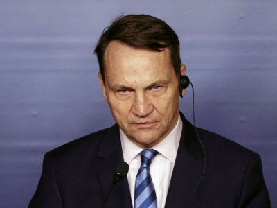 Sikorski zabrał głos po zatrzymaniu Polaka na Białorusi. Okazuje się, że to zakonnik