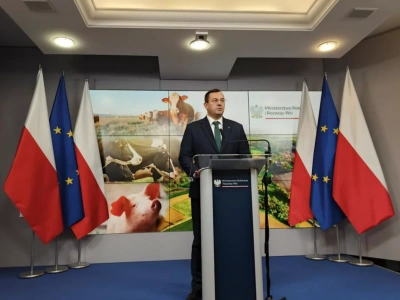 Nowe kredyty dla rolników 2025 – minister rolnictwa reaguje na niskie ceny skupu zbóż