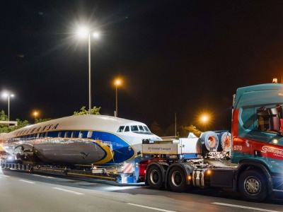 Niecodzienny transport zabytkowego niemieckiego samolotu