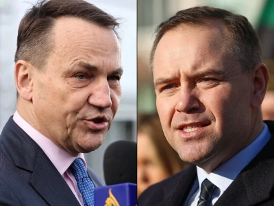 Złośliwości i obelgi? Sikorski potwierdza, Przydacz odpowiada