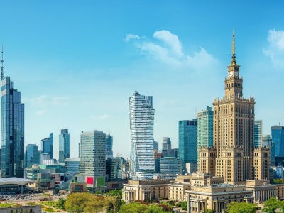 Rząd się pomylił. Agencja Fitch zdecydowała ws. polskiej gospodarki. Dostaliśmy “żółtą kartkę”