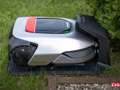 Robot kosiarka z mechanicznym ramieniem to prawdziwy “showstopper” targów IFA 2025