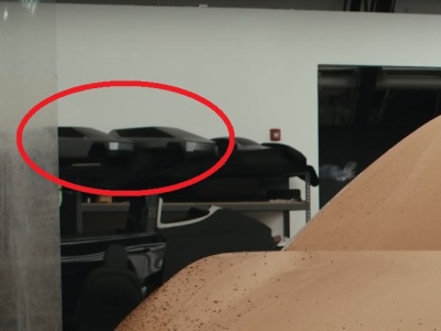 SUV i minvan Tesli zostały zauważone. Klienci mogą wyłapać blaszkę