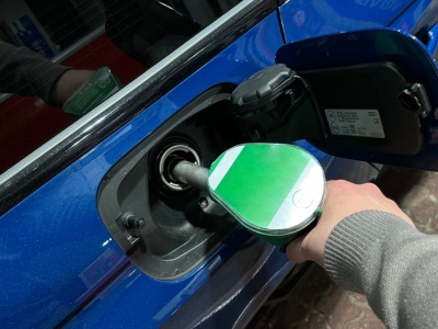 Koniec wakacji to nie koniec tańszego tankowania. Gdzie można skorzystać?