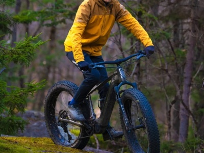 Rowerowy hit sezonu od Gianta. Firma ścięła cenę wszechstronnego e-bike o całe 3000 złotych