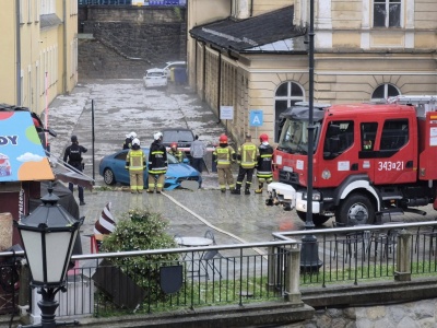 Burze z gradem na Sądecczyźnie. Strażacy interweniowali [ZDJĘCIA]