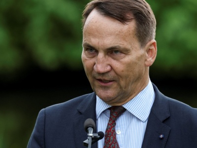 Sikorski ostrzega w amerykańskim 
