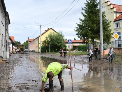 Dziś ciepło jak w wakacje, ale burze mogą popsuć plany. Tu dziś pogoda zaskoczy najbardziej