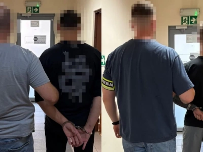 Podali się za pracowników wodociągów. Okradli kobietę z gotówki oraz biżuterii