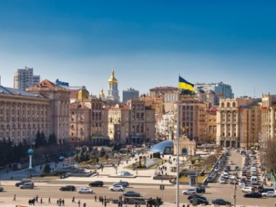 Ukrainę opuszczają mężczyzni w wieku 18–22 lat. Jak to wpłynie na jej gospodarkę?