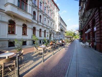 Łódzka kamienica przy Traugutta 12 odzyskała dawny blask [ZDJĘCIA]