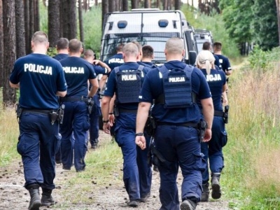 12 tys. policjantów szuka szczątków rosyjskich dronów