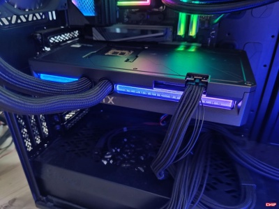 Test Asus GeForce RTX 5090 ROG Astral LC OC
