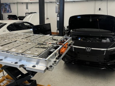 W nowoczesnym samochodzie po kolizji wszystko przestaje działać. Czy da się z tym coś począć?