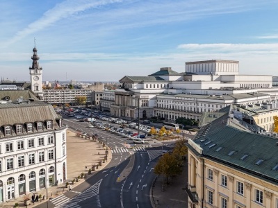 Remont ulicy Senatorskiej, auta i komunikacja na objazdach
