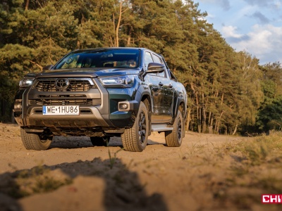 Test Toyota Hilux – kiedy Land Cruiser jest zbyt luksusowy