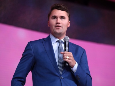 „Jestem o krok” od przejścia na katolicyzm. Charlie Kirk wyjawił to biskupowi niedługo przed śmiercią