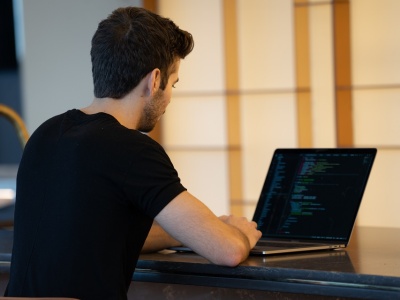 Jak zmienia się rola developera w świecie agentów AI