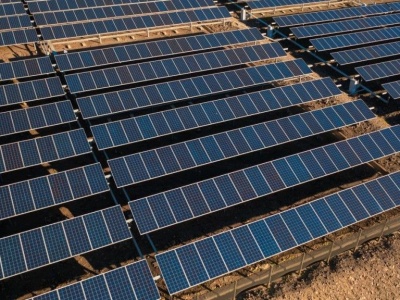 Fotowoltaika zapobiega pustynnieniu w Chinach