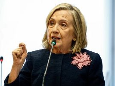 Hillary Clinton bije na alarm: 