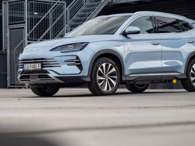 Porównanie: Skoda Kodiaq PHEV vs BYD Seal U DM-i. Starcie liderów