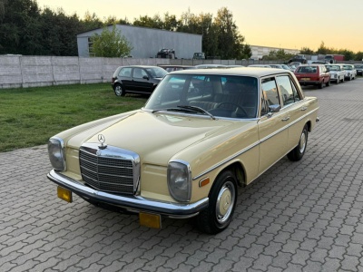 Mercedes 220D W115 1970 – 34000 PLN – Zgierz