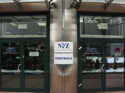 Ponad 33 tys. zł dla prezesa NFZ, średnia to 10 493 zł. Ile wynoszą zarobki i premie w Funduszu?