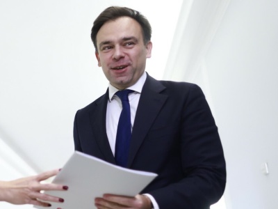 Minister finansów mówi o nocnej prohibicji w całej Polsce. 