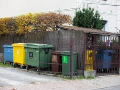 Gdzie wyrzucić styropian po telewizorze albo lodówce? Oto odpowiedź