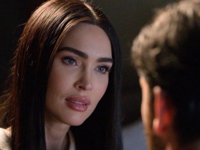 Od dziś na Prime Video obejrzysz thriller sci-fi z Megan Fox w roli androidki. Ubiegłoroczne widowisko może być hitem tego weekendu
