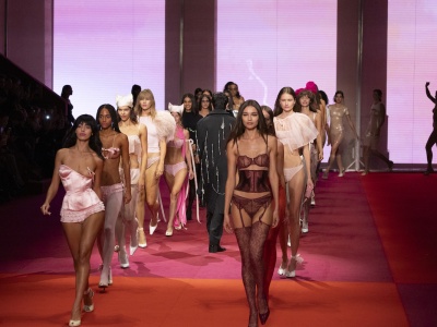 Etam Live Show 2025 zaczarował Paryż. Polskie modelki wśród gwiazd pokazu!