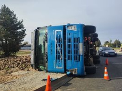 Wypadek na rondzie w Pile